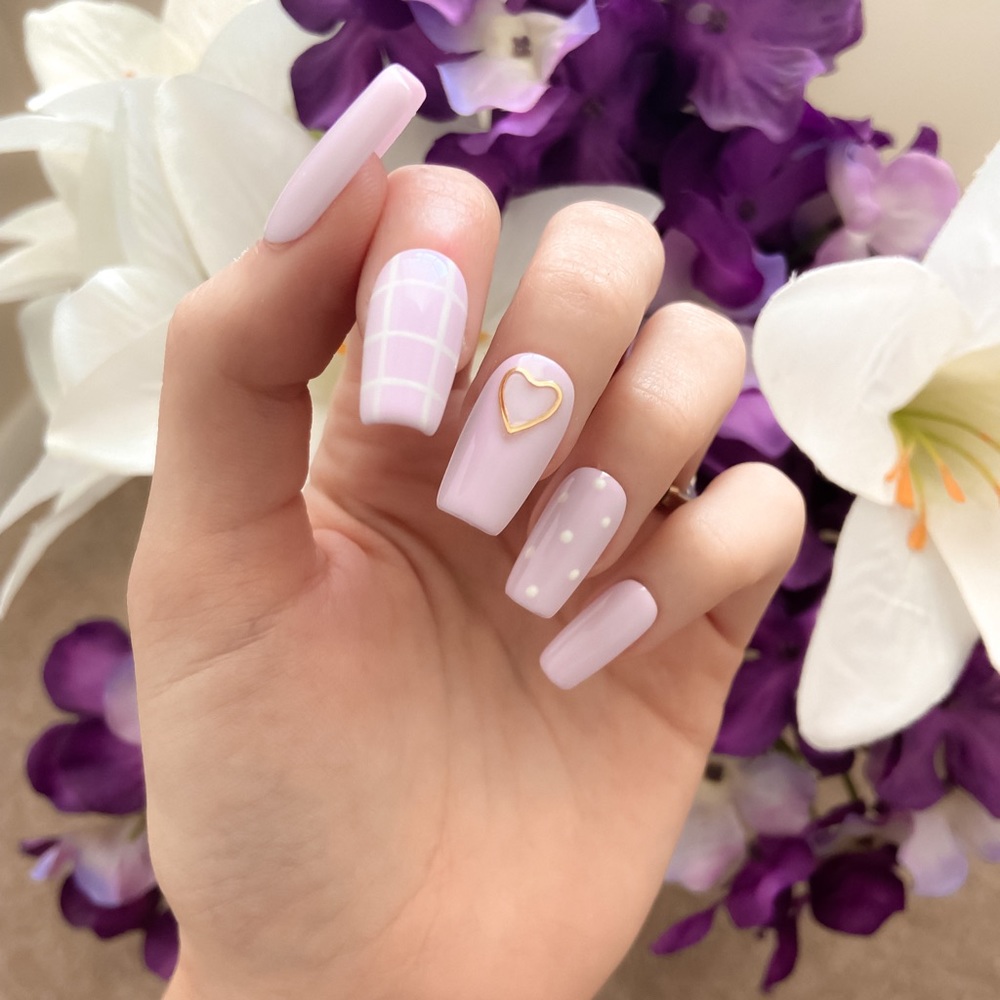 Lavender Heart Press-On Nails